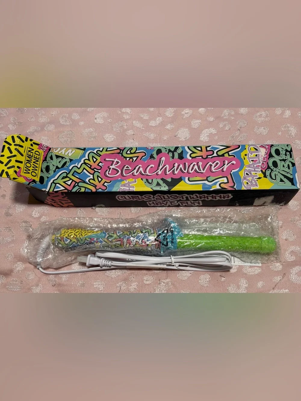 Beachwaver B1 Limited Edition Graffiti Rotating Curling Iron
